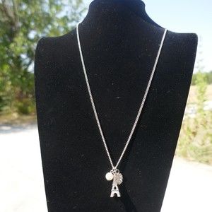 Silvertone Paris Eiffel Tower Necklace Charm Pendant 24 inches long